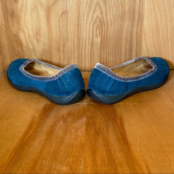 L.L. Bean Suede Flats Blue TSS0127 - Picture 4 of 9